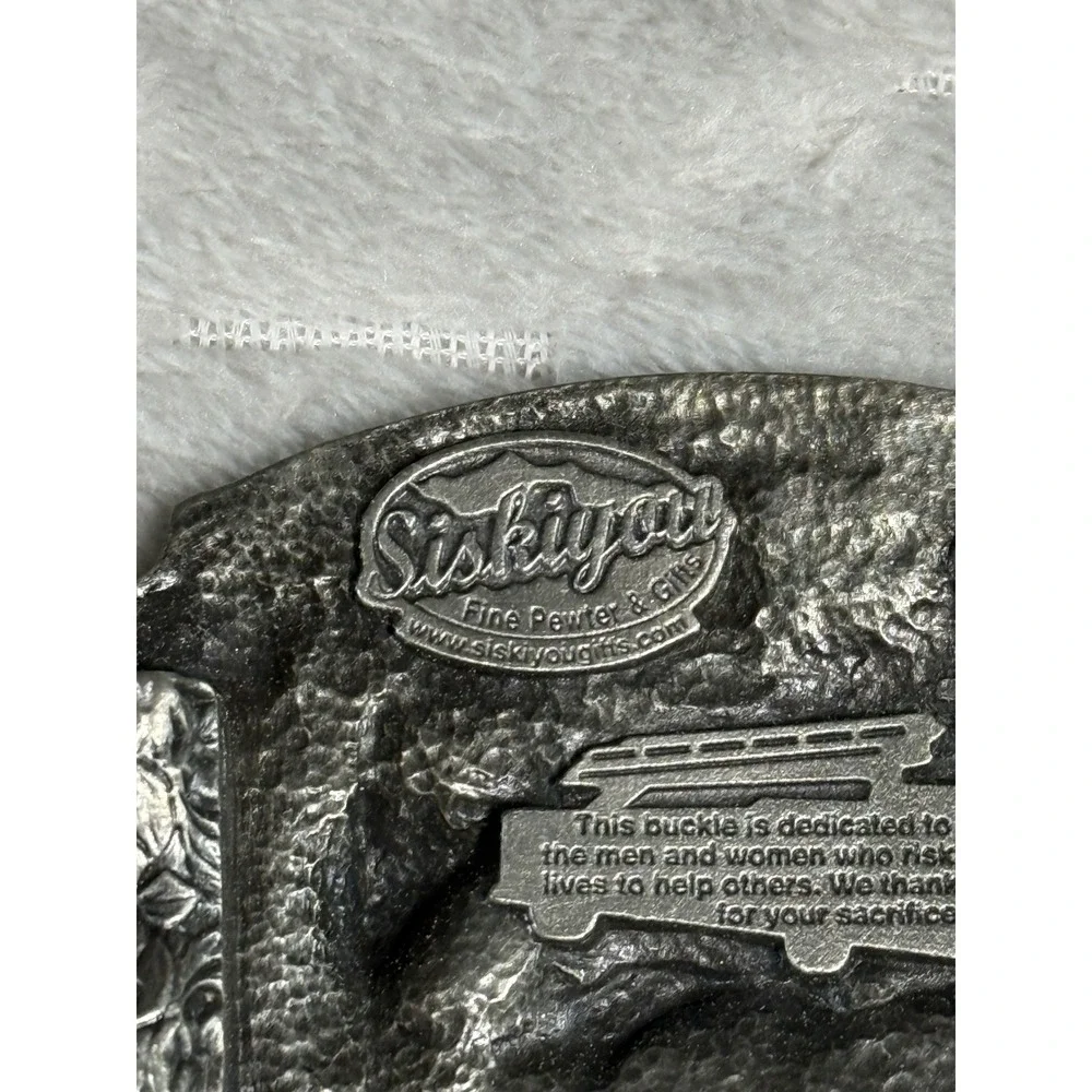 Siskiyou Firefighter Belt Buckle Vintage Fine Pewter Made in USA AG-13 Silver
